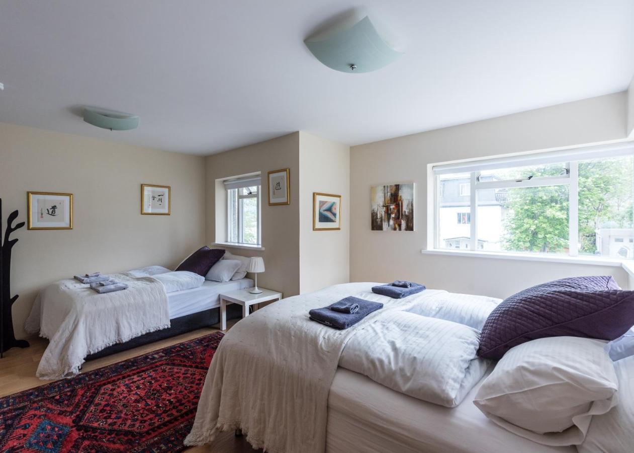 Guesthouse Akureyri - Apartments Near Down Town Exterior foto